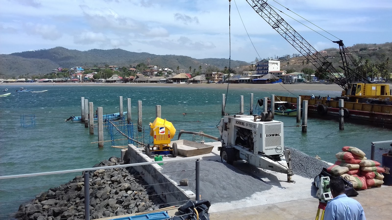 instalacion de pilotes (2018_10_08 13_33_54 UTC).jpg